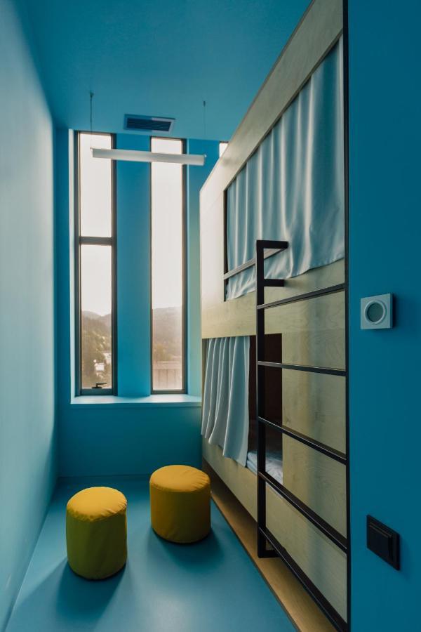11+1 By Tumo Hostel Дилиян Екстериор снимка