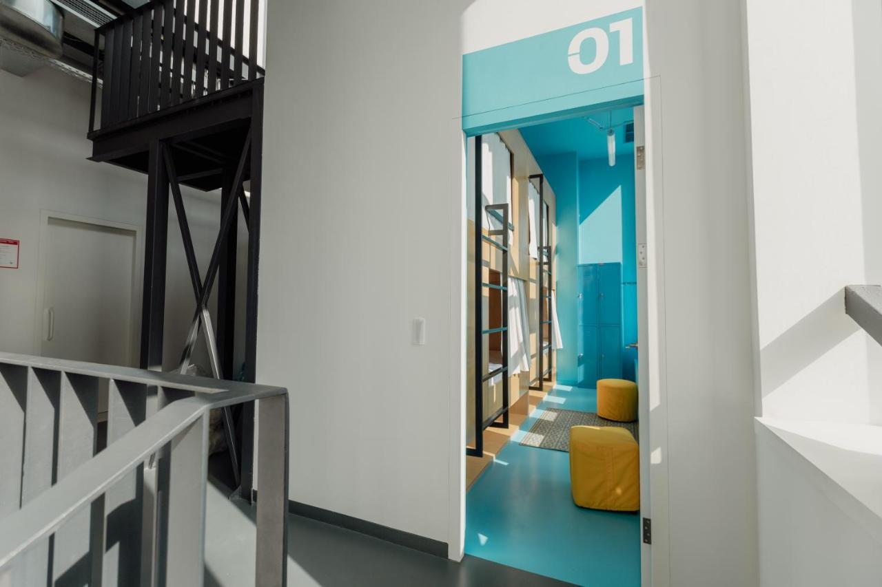 11+1 By Tumo Hostel Дилиян Екстериор снимка