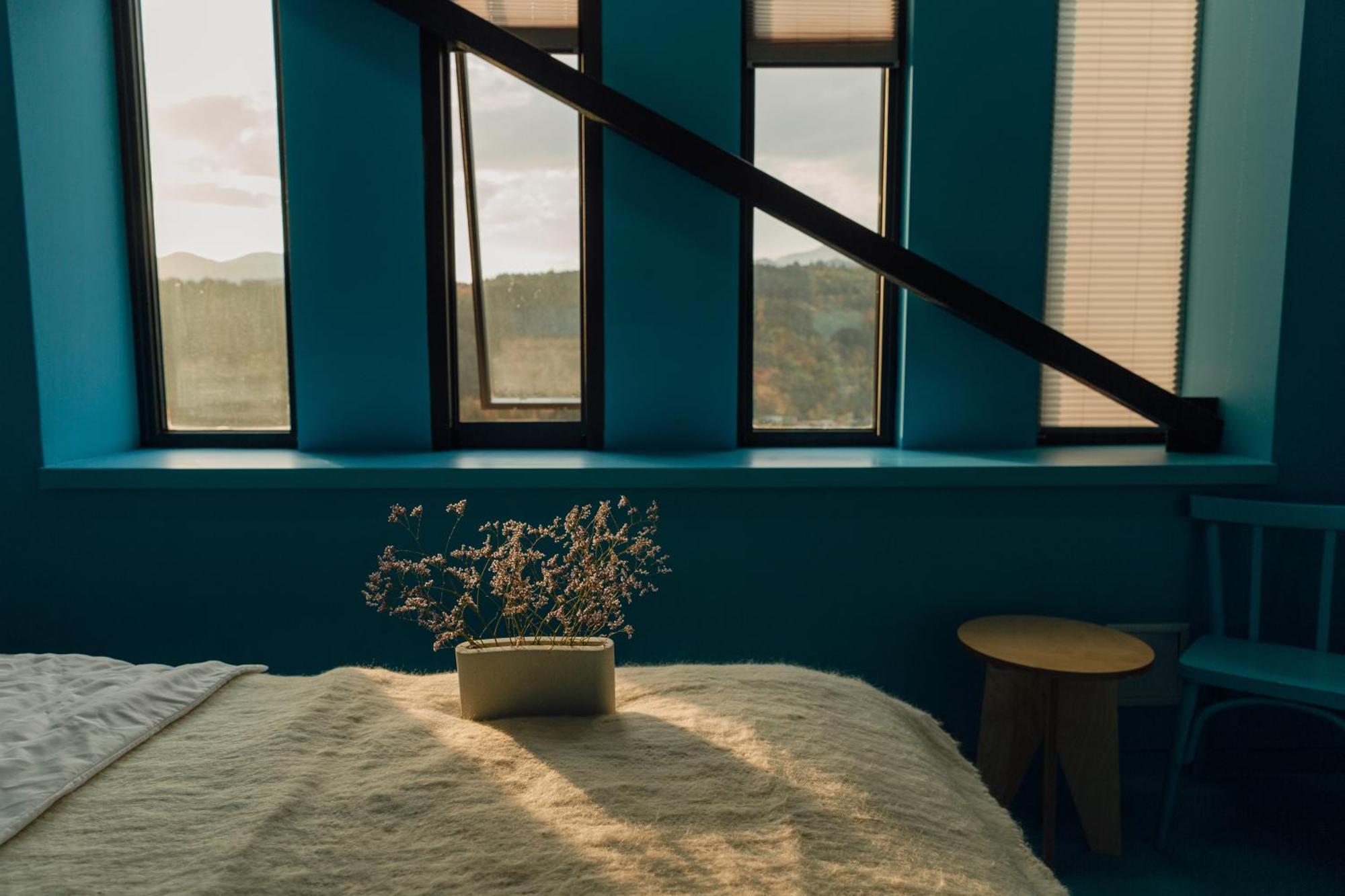 11+1 By Tumo Hostel Дилиян Екстериор снимка